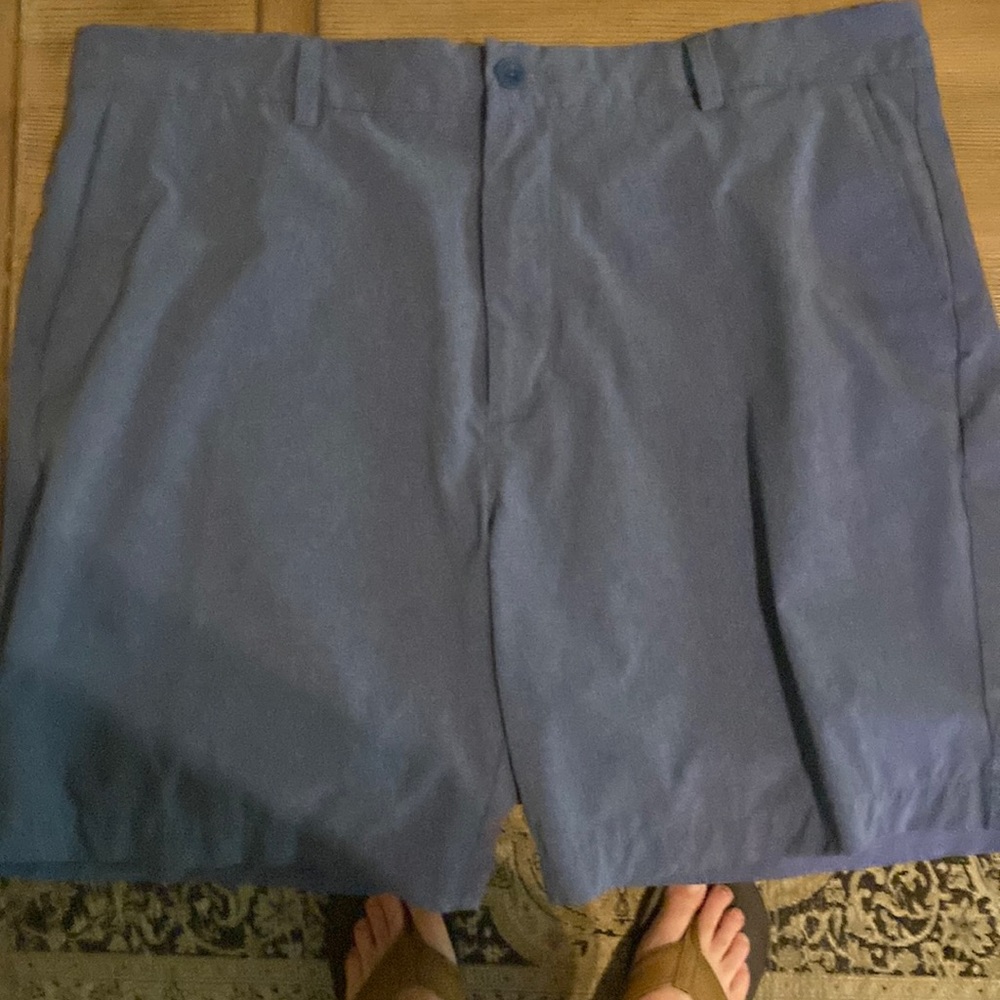 Vineyard and vine performance 38 shorts
